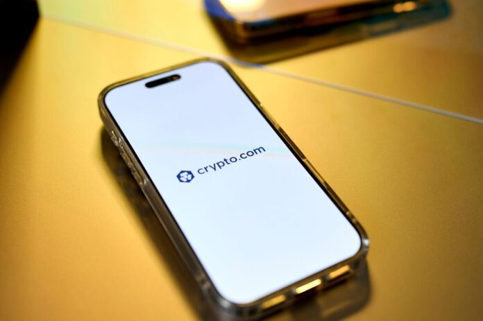 Crypto.com Joins Digital-Asset Firms Pursuing US Bank Charters