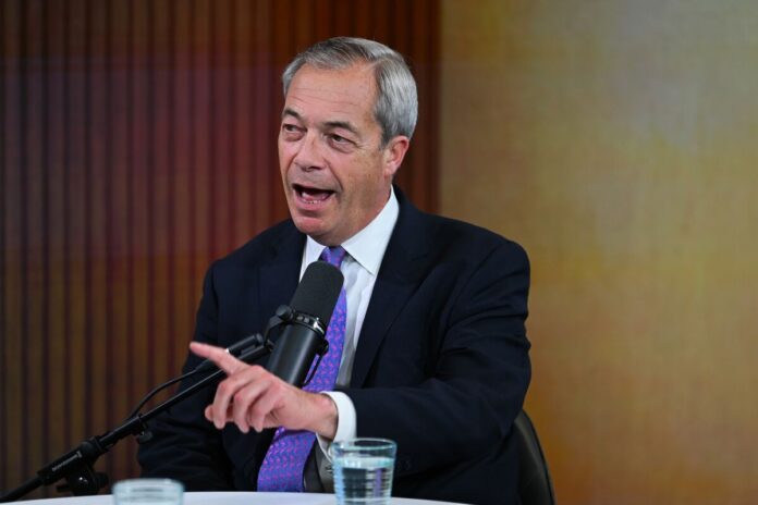 Farage Floats Ousting Bailey in Sign He Would Meddle With BOE