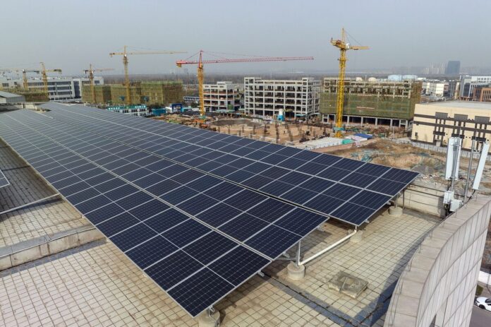 China’s Solar Installations Rise From Near Three-Year Low