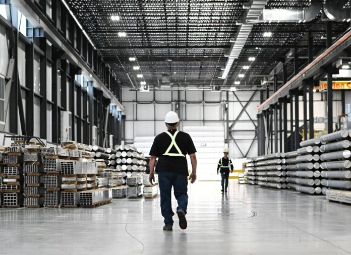 Canada’s Economy on Track for Tepid Growth, Weakened by Trade War