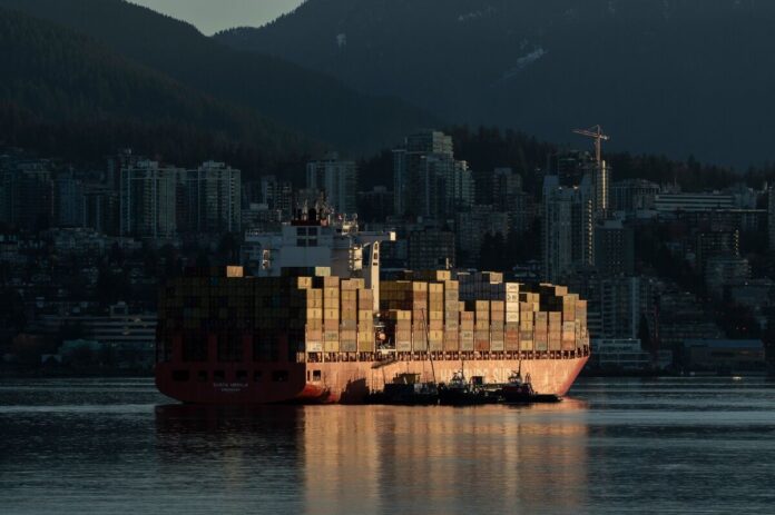 Canada Launches Anti-Dumping Probe of Chinese Truck Body Imports