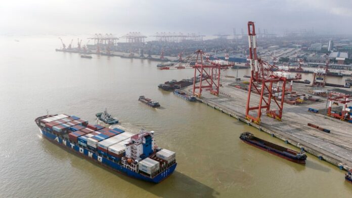 US Launches China Tariff Probe Ahead of Trump-Xi Meeting