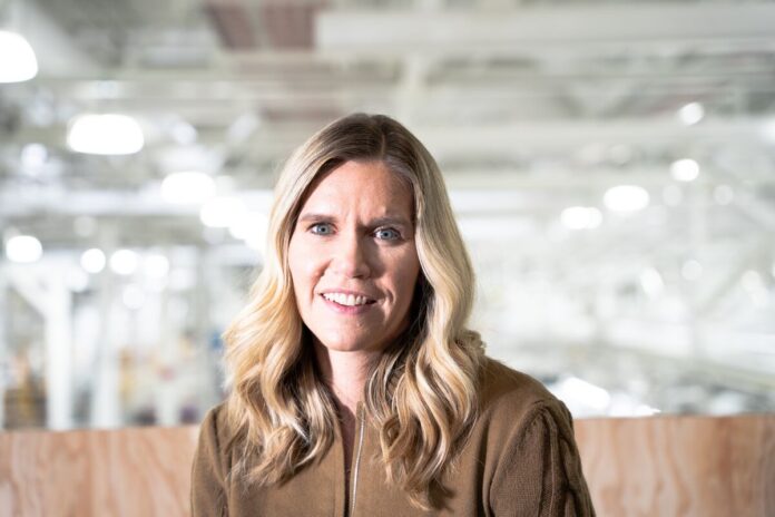 Rivian CFO Says EV Maker Won’t Tap US Government Loan Until 2028