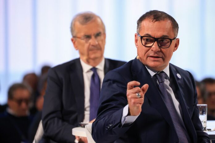 Bundesbank Head Says EU Must Be Ready to Retaliate Against China